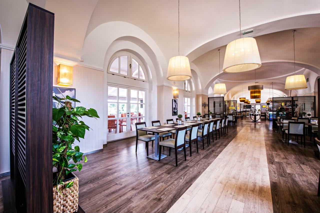 Bed and Breakfast Pannonia Golf & Country Club Alcsutdoboz Екстер'єр фото